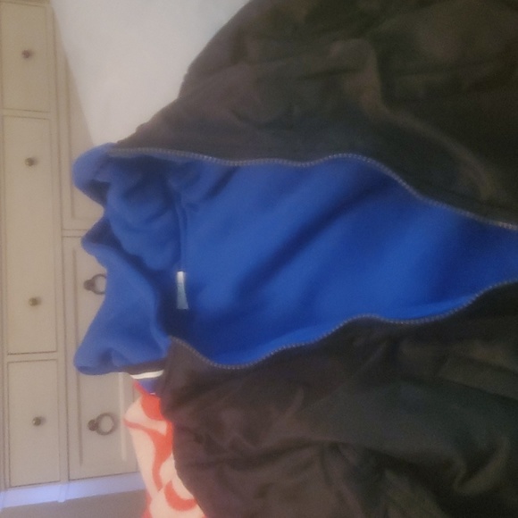 Jacket - Picture 2 of 3